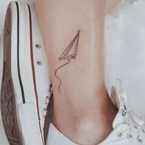 Va.hi.ne Tattoo Continuous line - Minimal Ink